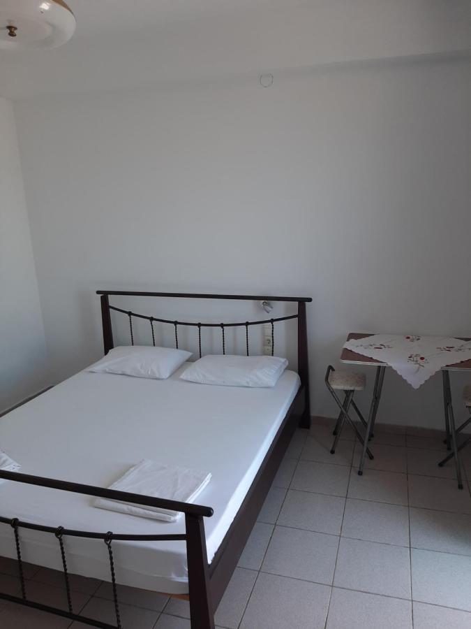 Valentina Rooms Qeparo Bagian luar foto